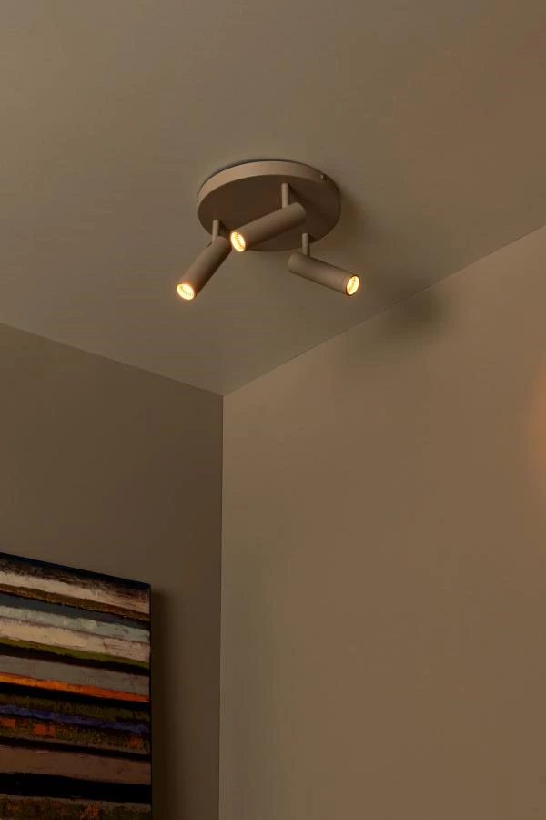 Lucide GRADO - Deckenstrahler - Ø 25 cm - 3xGU10 (MR11) - Taupe - Atmosphäre 1